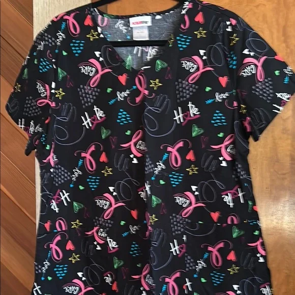 Breast cancer themed Scrubstar XL women’s scrub top - Picture 1 of 3